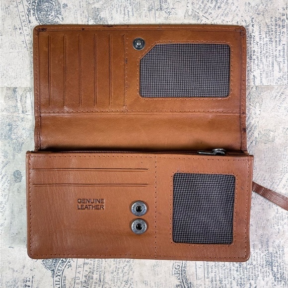 Spikes And Sparrow brown Leather Accordion card wallet with outer pockets - Picture 8 of 13